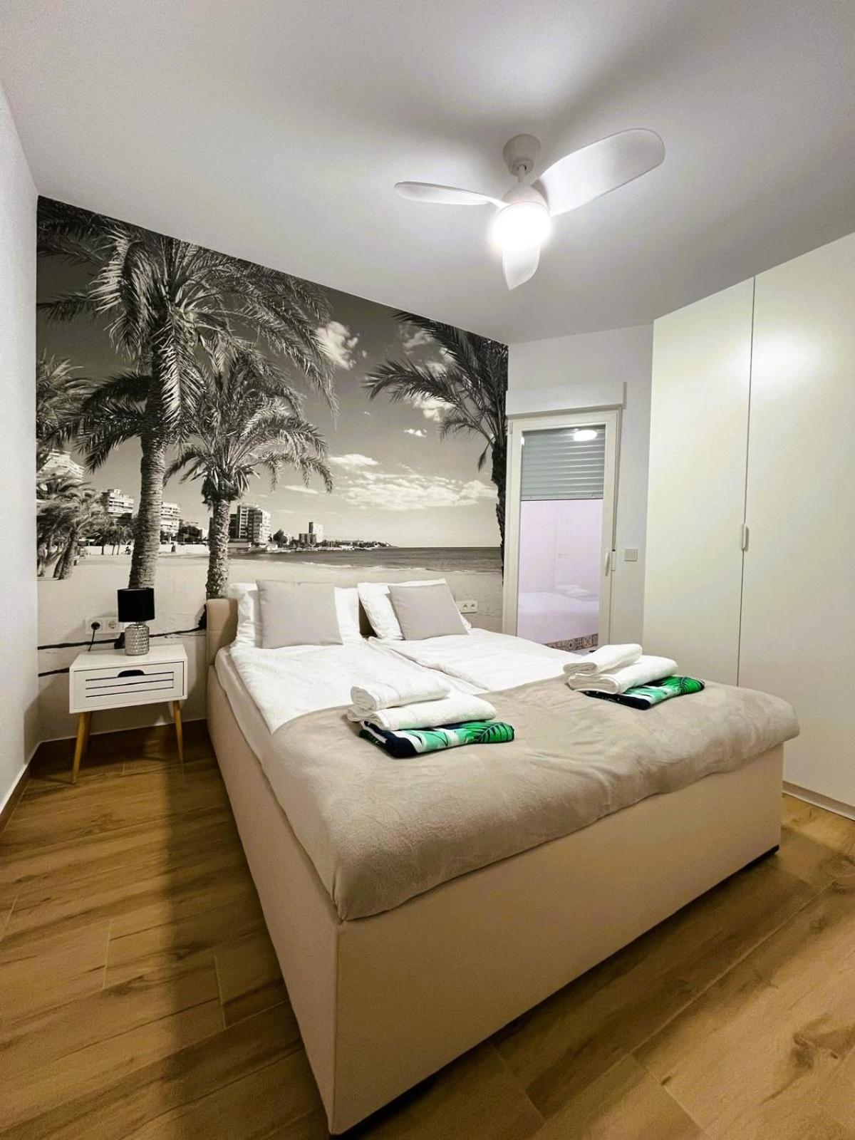 La Promenade Apartment Alicante Luaran gambar